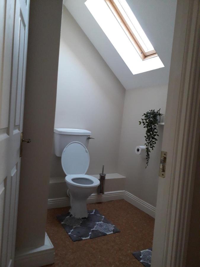 4 Bedroom Home By The Sea Cork Exterior photo